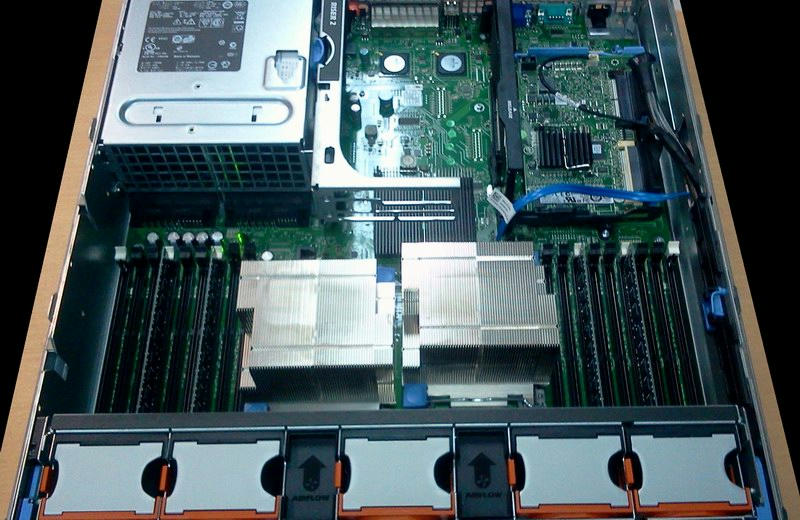 DELL PowerEdge R710 Server 2xQuad-Core Xeon CPU + 48GB RAM + 6x300GB